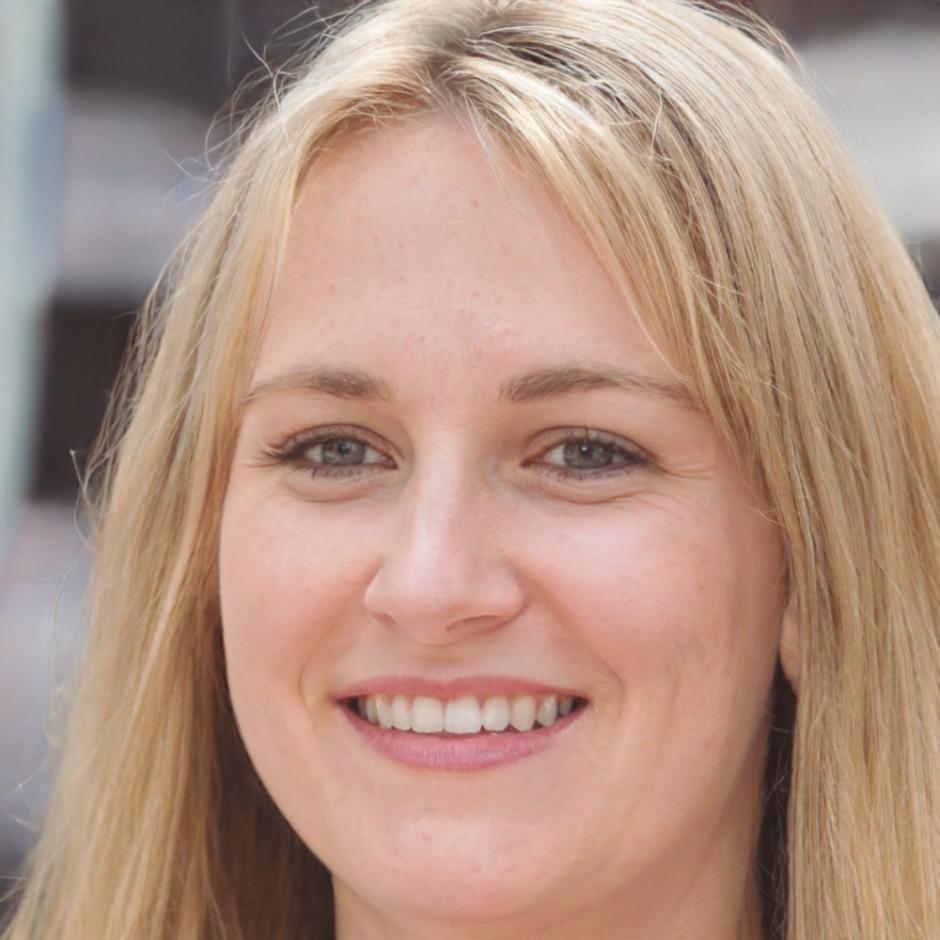 Portrait of Siobhan Dempsey